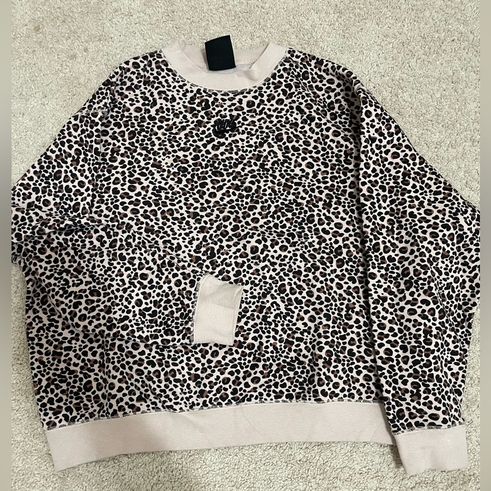 nike leopard print crewneck